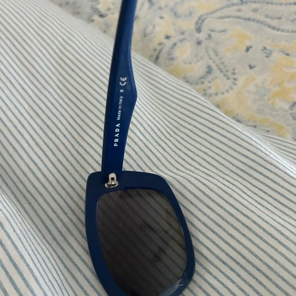 Prada Blue and White Sunglasses - Picture 5 of 12
